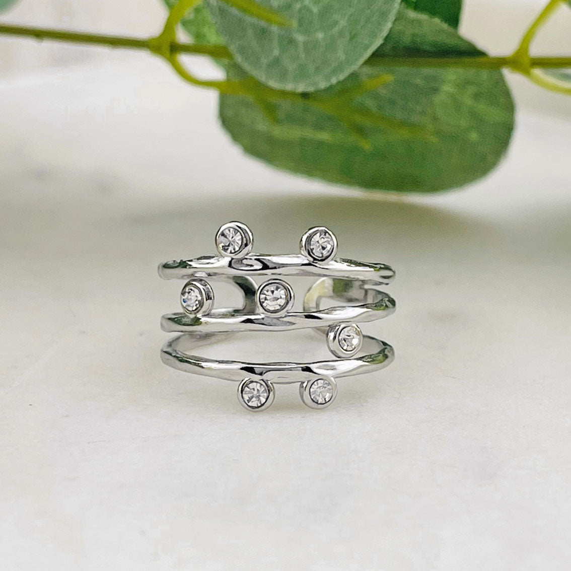 Offener Silberring mit drei Reihen und Strasssteinen Alev