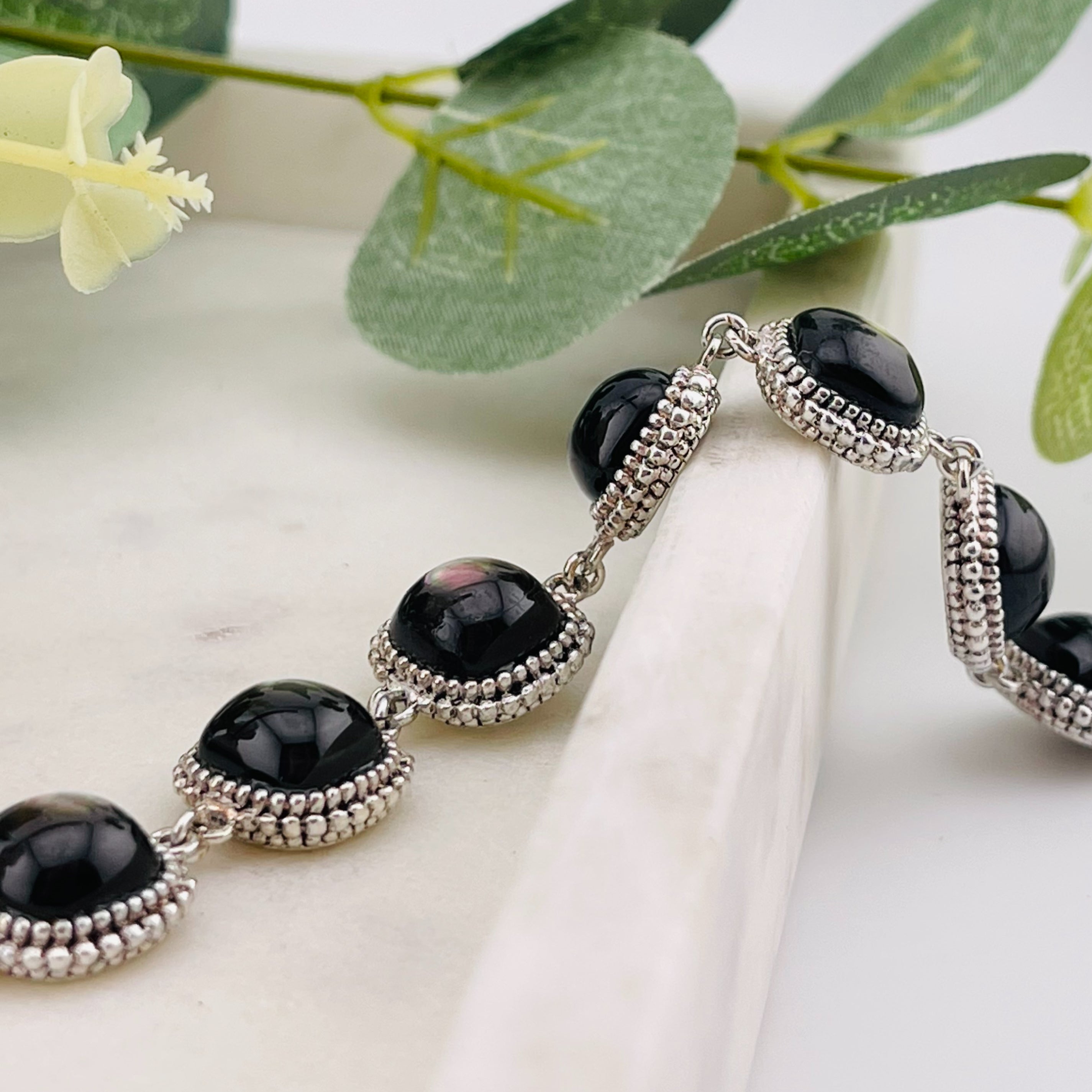 Silberarmband mit Perlmutt Vintage-Style Une Ligne Magali