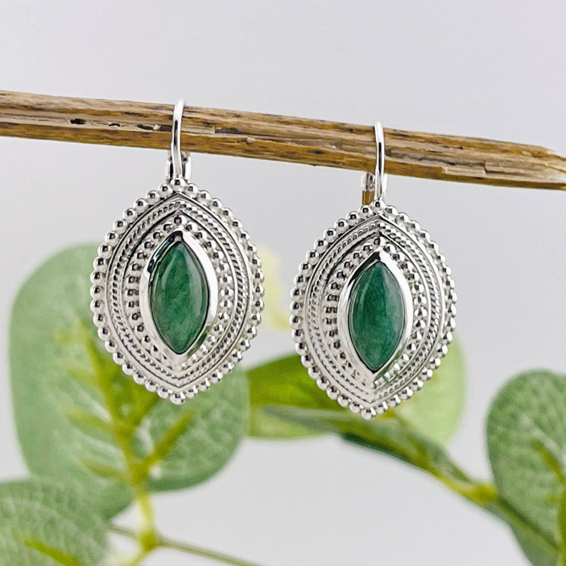 Boho-Vintage Ohrringe Silber hängend mit grünem Achat Stein Ilonki